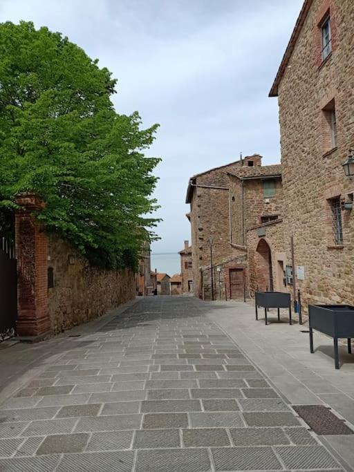 Il Borgo Antico Villa Monte del Lago Ngoại thất bức ảnh