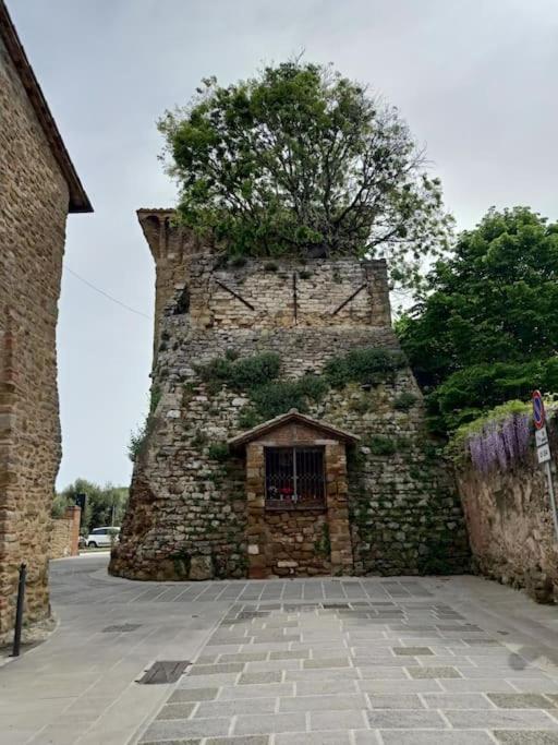 Il Borgo Antico Villa Monte del Lago Ngoại thất bức ảnh
